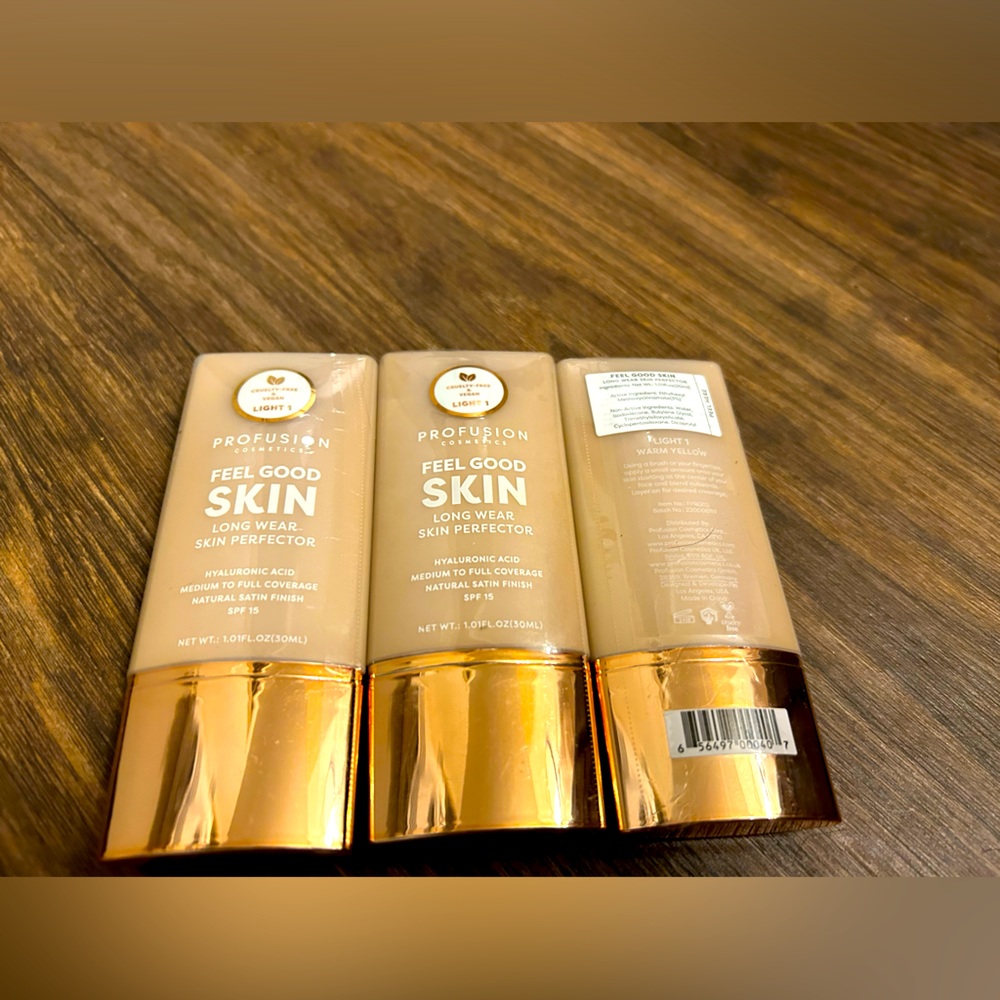 New Profusions Cos set of 3 Feel Good Skin Perfector Med to Full Cov. Light 1